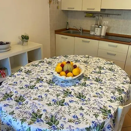 بيت للعطل La Casina Di